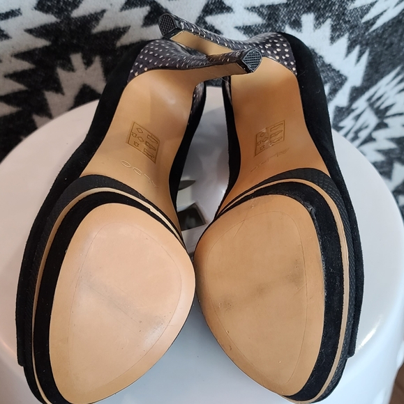 ALDO Suede Platform Peeptoe Stilletto Pump - Picture 7 of 8